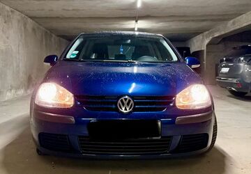 VW Golf 33.427 km 4.399 &euro; München 80797