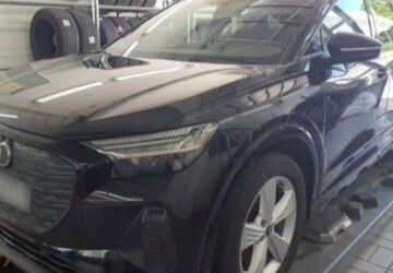 Audi Q4 e-tron 66.520 km 34.960 &euro; München 80686