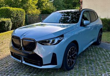 BMW X3 6.842 km 59.500 &euro; München 80993