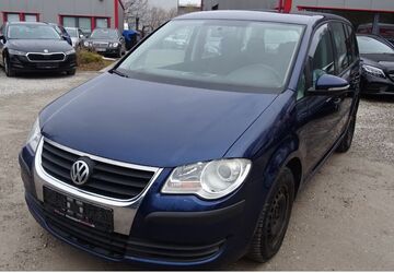 VW Touran 586.898 km 1.999 &euro; Ismaning 85737