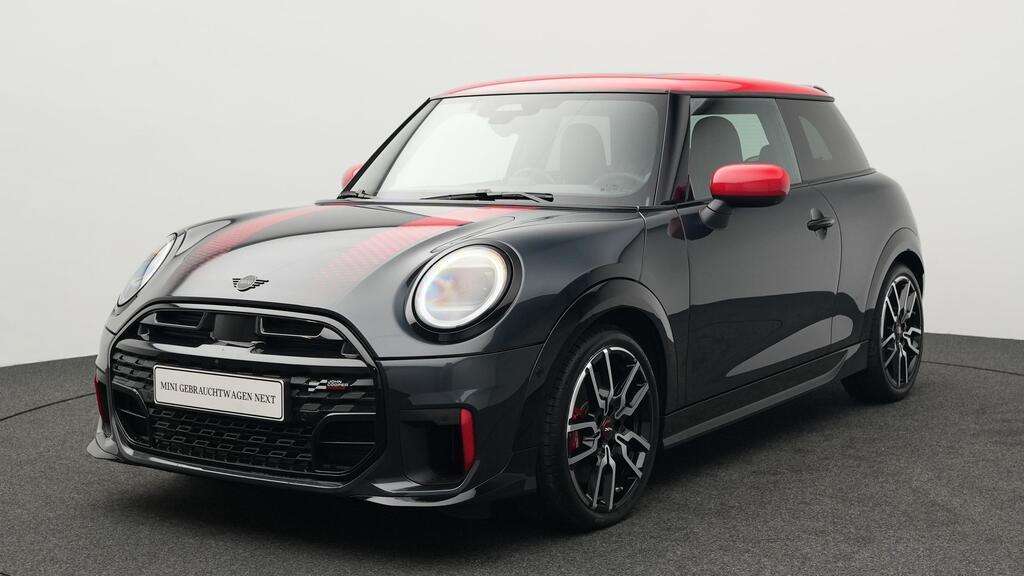 Mini John Cooper Works 6.796 km 37.798 &euro; München 80788