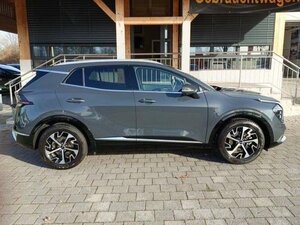 Kia SPORTAGE 1.6T 48V 2WD DCT SPIRIT |DRIVE 24.031 km 30.490 &euro; Höhenkirchen-Siegertsbrun 85635
