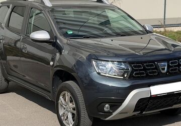 Dacia Duster 80.000 km 14.300 &euro; München 81677