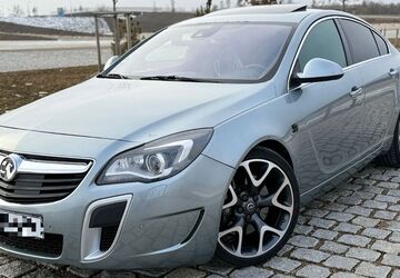 Opel Insignia 180.000 km 8.999 &euro; München 81677