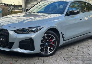 BMW i4 30.300 km 44.000 &euro; München 81677