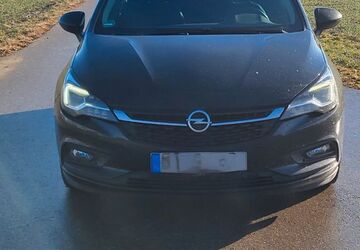 Opel Astra 96.000 km 10.900 &euro; München 81539