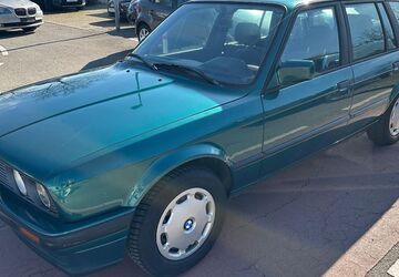 BMW 316 168.000 km 4.900 &euro; München 81243