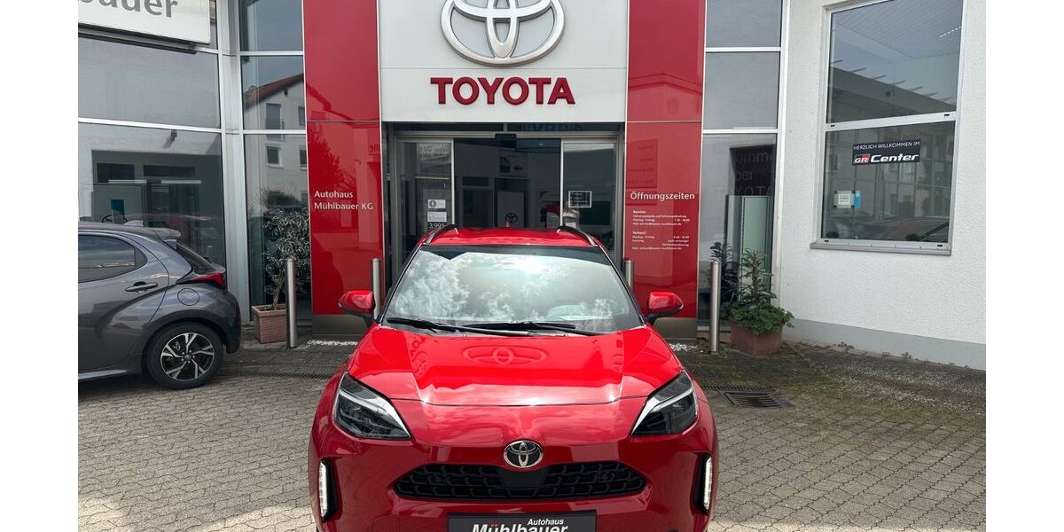 Toyota Yaris Cross 6.580 km 27.980 &euro; Neufarn 85646