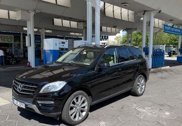 Mercedes-Benz ML 350 188.000 km 18.490 &euro; München 80797