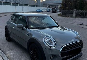 Mini Cooper 69.900 km 15.700 &euro; München 80809