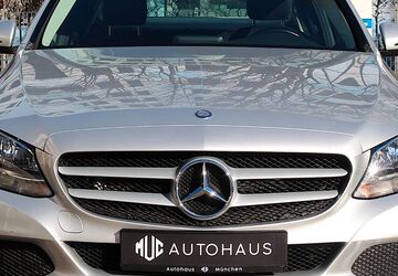 Mercedes-Benz C 200 65.000 km 17.900 &euro; München 80636