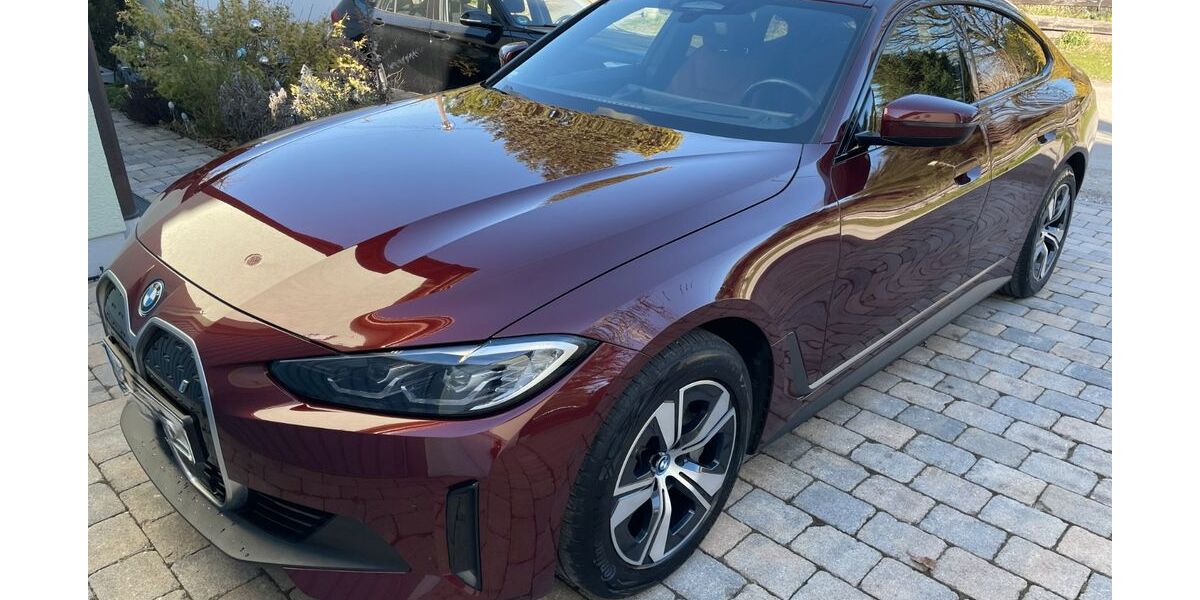 BMW i4 30.000 km 40.750 &euro; Pastetten 85669