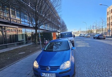 VW Golf 219.000 km 1.800 &euro; München 80313