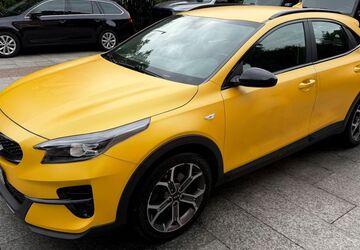Kia XCeed 95.000 km 14.980 &euro; München 81827
