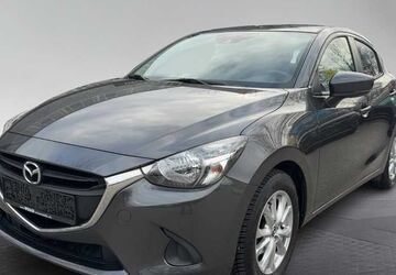 Mazda 2 82.300 km 13.990 &euro; München 81249