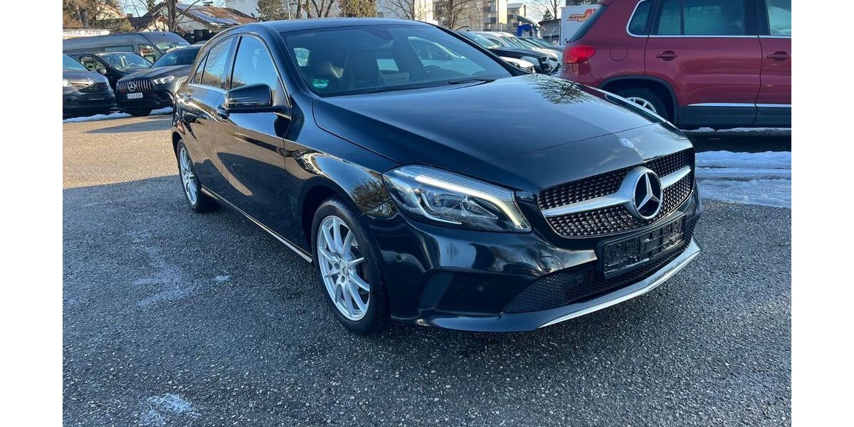 Mercedes-Benz A 180 147.000 km 14.900 &euro; München 81243