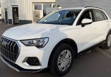Audi Q3 145.000 km 24.990 &euro; München 81541