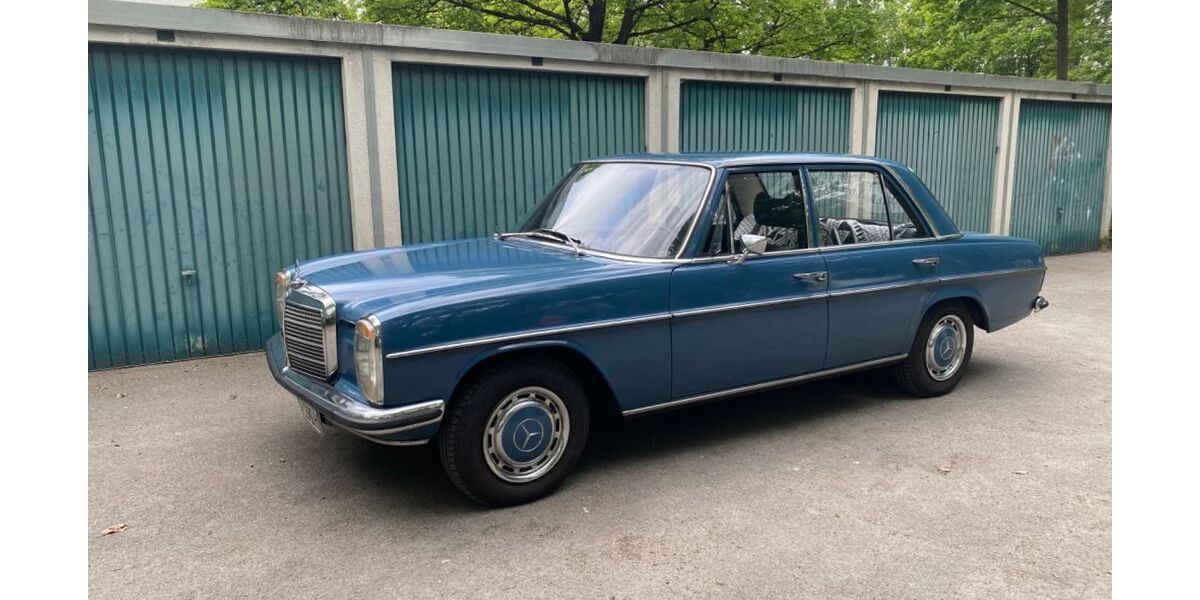 Mercedes-Benz 220 168.000 km 19.500 &euro; München 80538