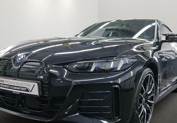 BMW i4 17.907 km 58.480 &euro; München 81827