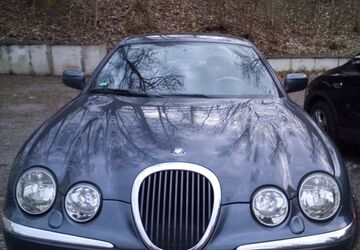Jaguar S-Type 146.800 km 8.400 &euro; Seefeld - Oberalting 82229