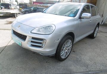 Porsche Cayenne 251.000 km 10.950 &euro; München 81249