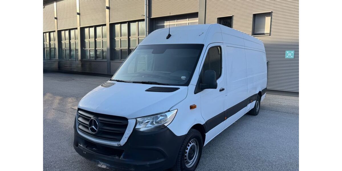 Mercedes-Benz Sprinter 589.350 km 9.950 &euro; München 80935