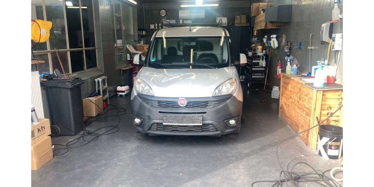 Fiat Doblo 98.109 km 7.999 &euro; München 81739