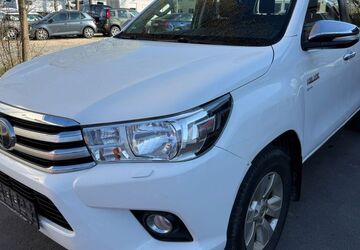 Toyota Hilux 270.000 km 17.900 &euro; München Trudering-Riem 81825