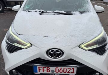 Toyota Aygo (X) 63.421 km 7.700 &euro; Emmering 82275