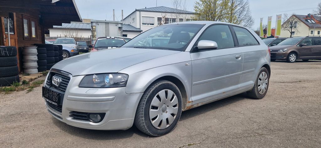 Audi A3 310.484 km 1.400 &euro; Fürstenfeldbruck 82256