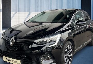 Renault Clio 46.267 km 12.490 &euro; Unterschleißheim 85716