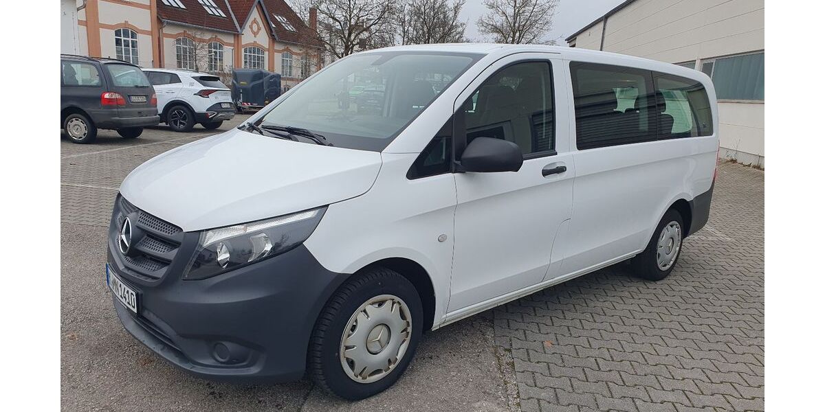 Mercedes-Benz Vito 95.000 km 20.900 &euro; München 81825
