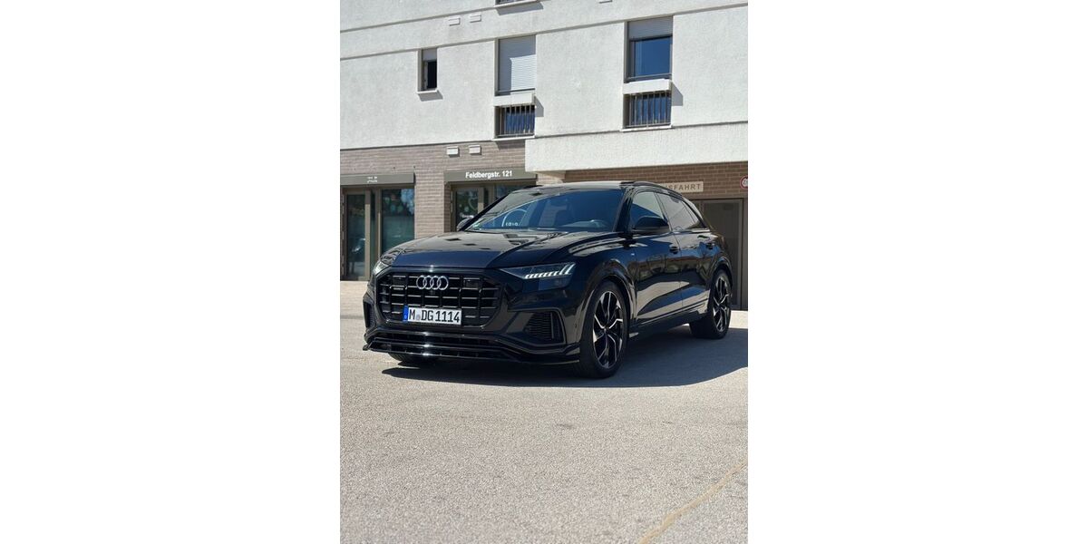 Audi Q8 212.480 km 43.999 &euro; München 81825