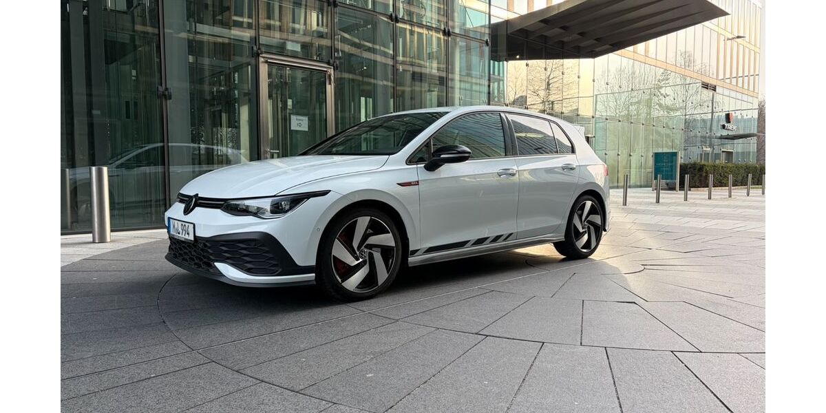 VW Golf 48.500 km 31.100 &euro; München 80805