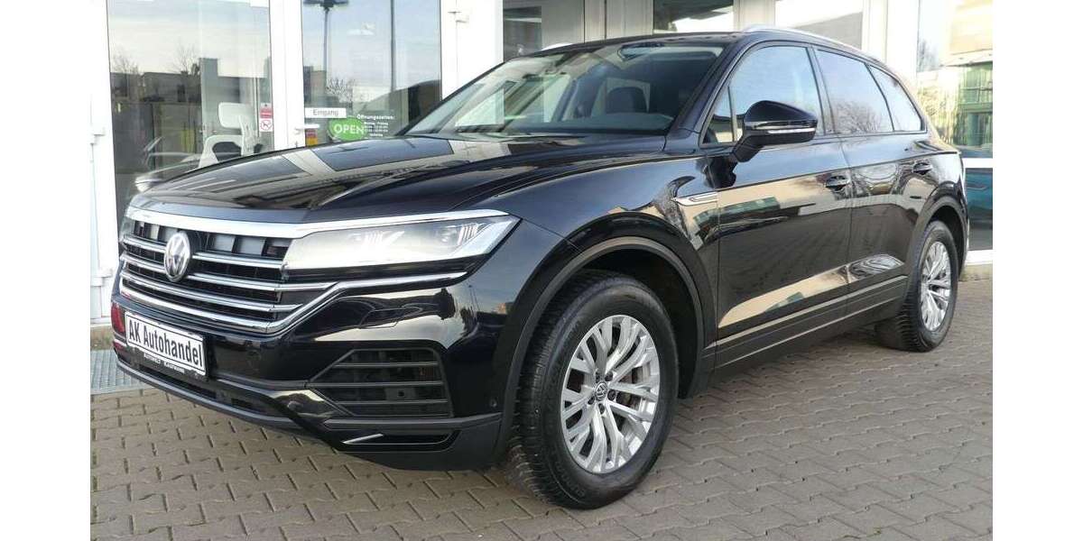 VW Touareg 126.839 km 31.890 &euro; München 80687