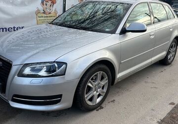 Audi A3 218.646 km 3.599 &euro; München 81929