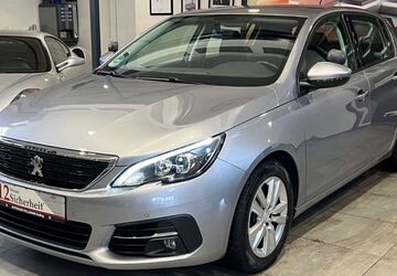 Peugeot 308 99.000 km 11.870 &euro; Unterschleißheim 85716