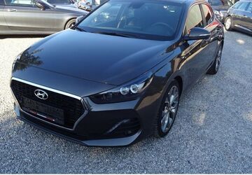 Hyundai i30 111.719 km 13.990 &euro; Ismaning 85737