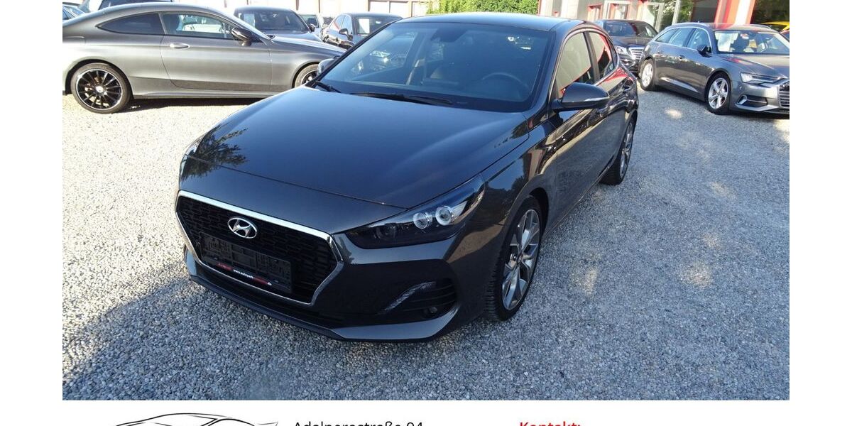 Hyundai i30 111.719 km 13.990 &euro; Ismaning 85737