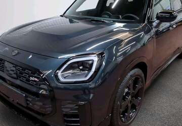 Mini Countryman S All4 1.529 km 49.034 &euro; München 80788