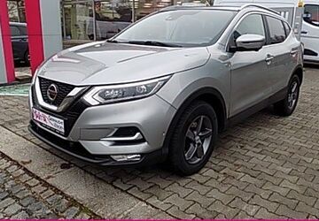 Nissan Qashqai 60.819 km 19.360 &euro; München 81677