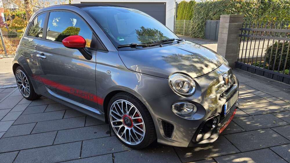 Abarth 595C 62.100 km 14.999 &euro; Olching 82140