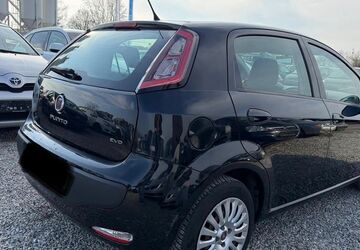 Fiat Punto Evo 170.000 km 2.950 &euro; München 81829