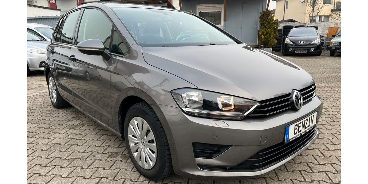 VW Golf Sportsvan 189.000 km 7.990 &euro; München 81825
