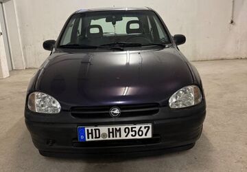 Opel Corsa 83.327 km 4.300 &euro; München 81547