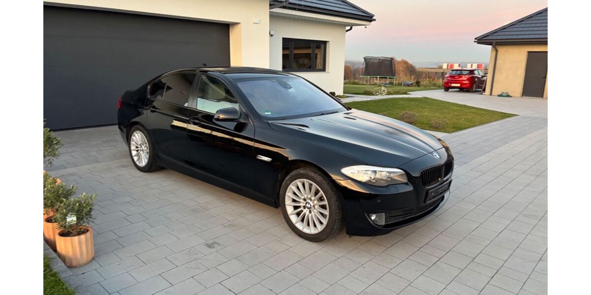 BMW 528 148.600 km 11.800 &euro; Munchen 80809