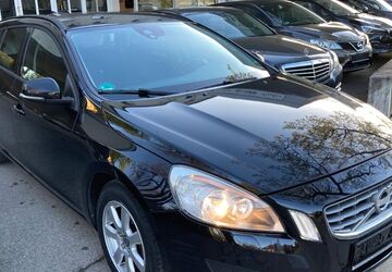 Volvo V60 260.000 km 3.950 &euro; München - Pasing-Obermenzing 80687