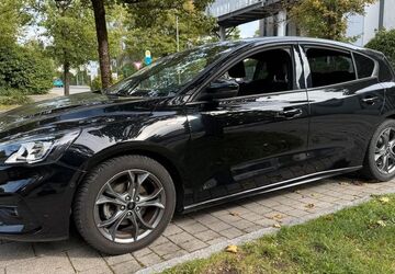 Ford Focus 47.445 km 16.690 &euro; München 85579