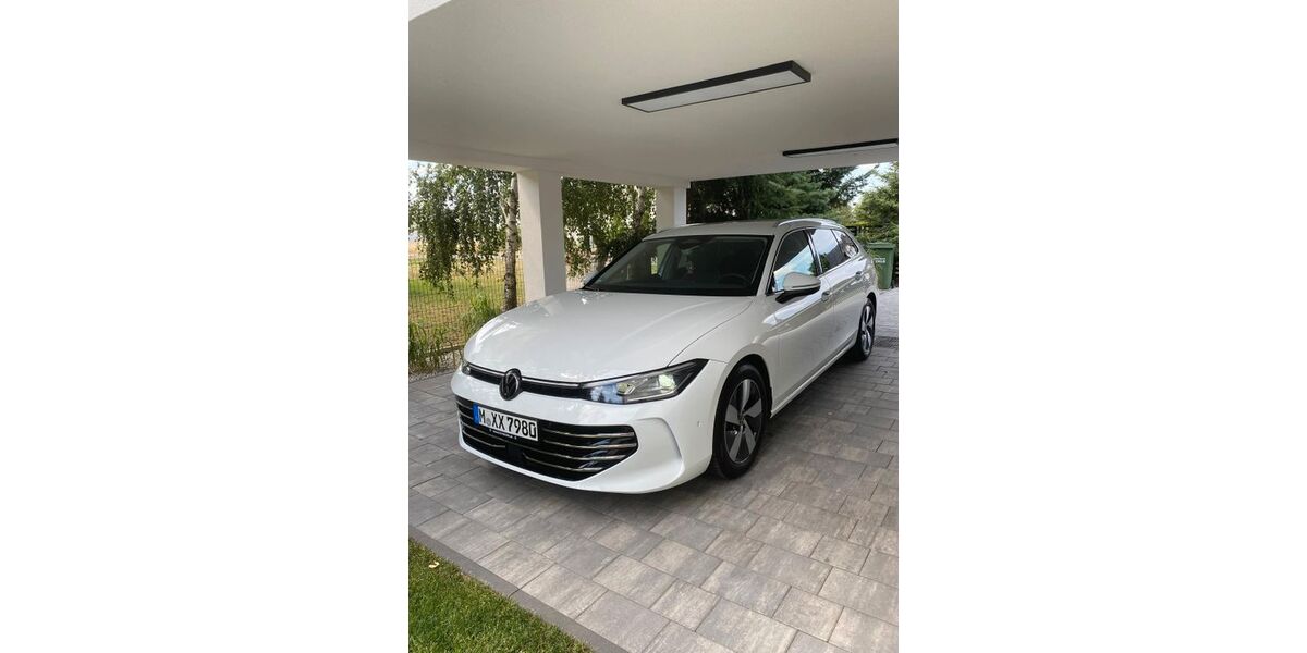 VW Passat 58.000 km 32.900 &euro; Haar 85540