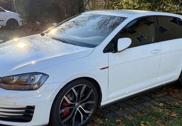 VW Golf 134.000 km 17.300 &euro; München 81825